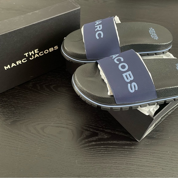 NEW IN BOX MARC JACOBS slides Navy size 5-11 - Picture 6 of 6